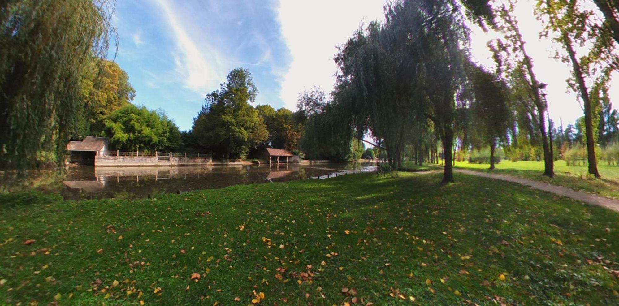 Hotel Au Bon Coin Cloyes-sur-le-Loir エクステリア 写真